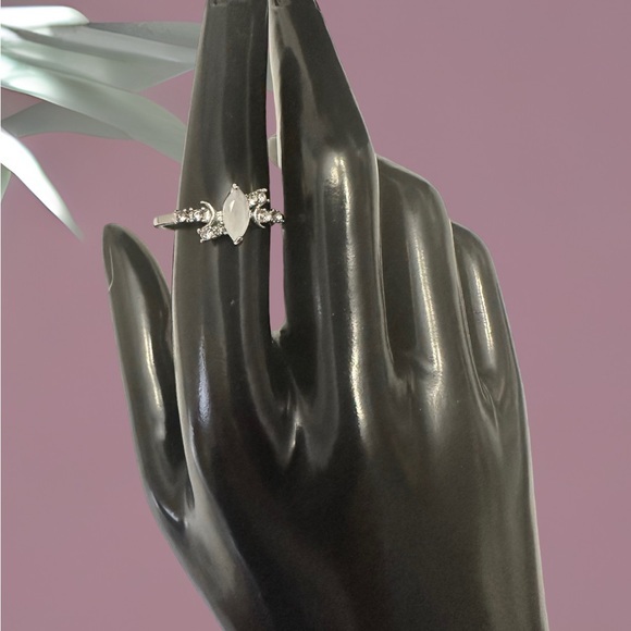4/$25 - 
 Women’s Moon and Stars Ring - Picture 2 of 3